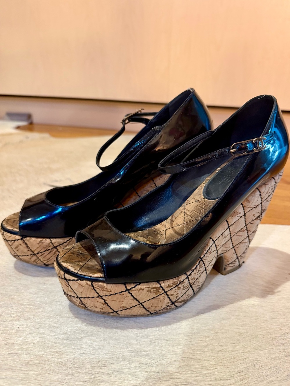 Chanel Vintage Black Patent Quilted Cork Wedge Platform Sandals Peep Toe 7.5